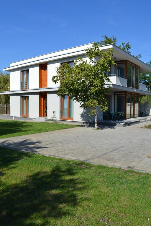 Vaci Vendeghaz Hotel Nyiregyhaza Exterior photo